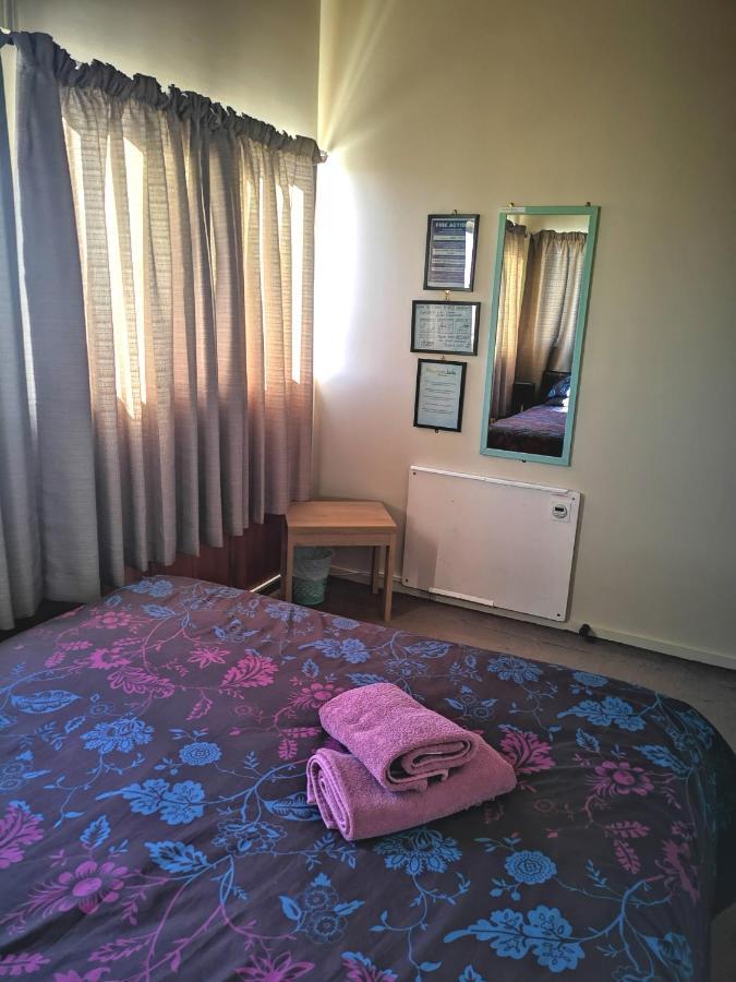 Mountain Jade Backpackers,Private Rooms & Studios Hokitika Luaran gambar
