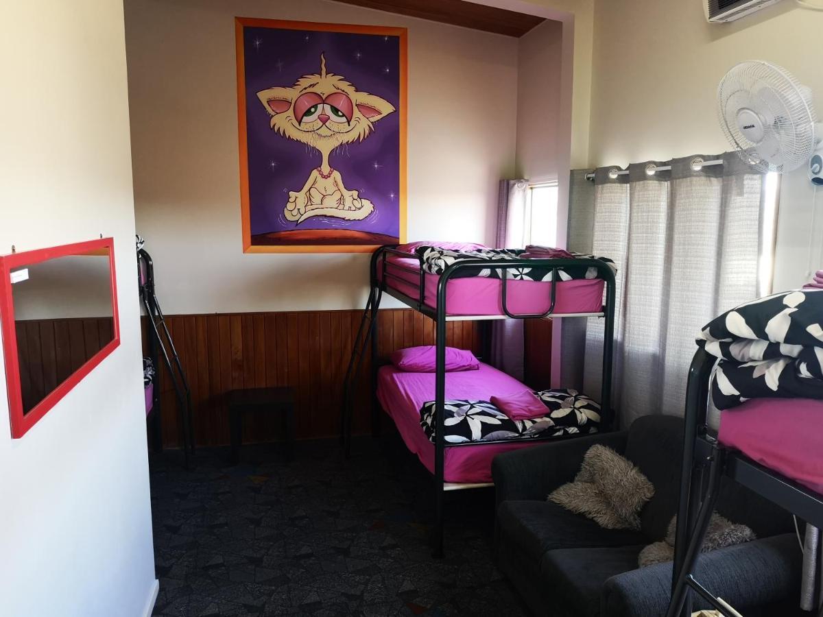 Mountain Jade Backpackers,Private Rooms & Studios Hokitika Luaran gambar