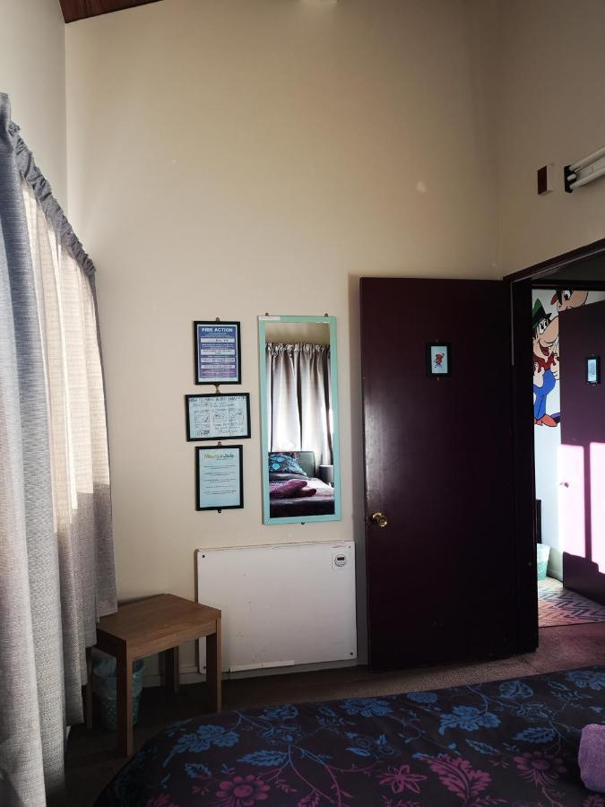 Mountain Jade Backpackers,Private Rooms & Studios Hokitika Luaran gambar