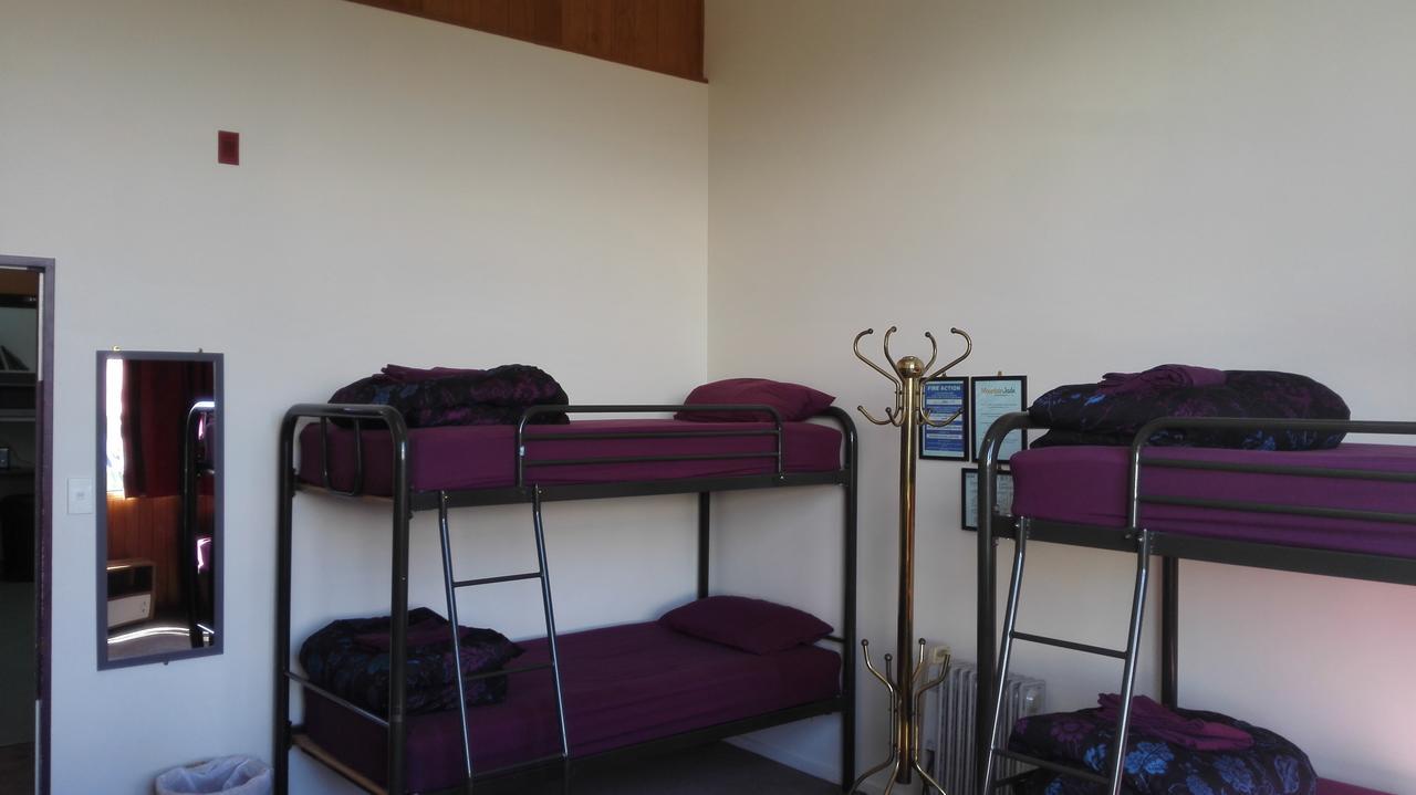 Mountain Jade Backpackers,Private Rooms & Studios Hokitika Luaran gambar